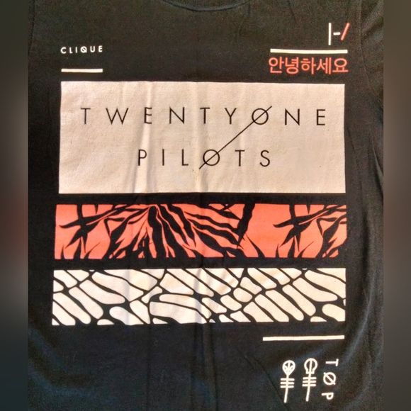 Twenty One Pilots Band Black Short Sleeve Shirt Sz. S - Picture 3 of 3